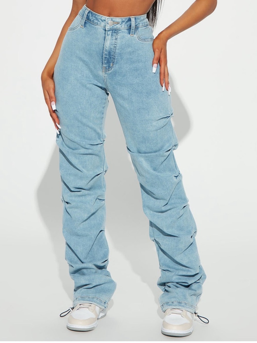 Fashion Nova Light Wash “scrunched” Straight Leg Jeans Size 0